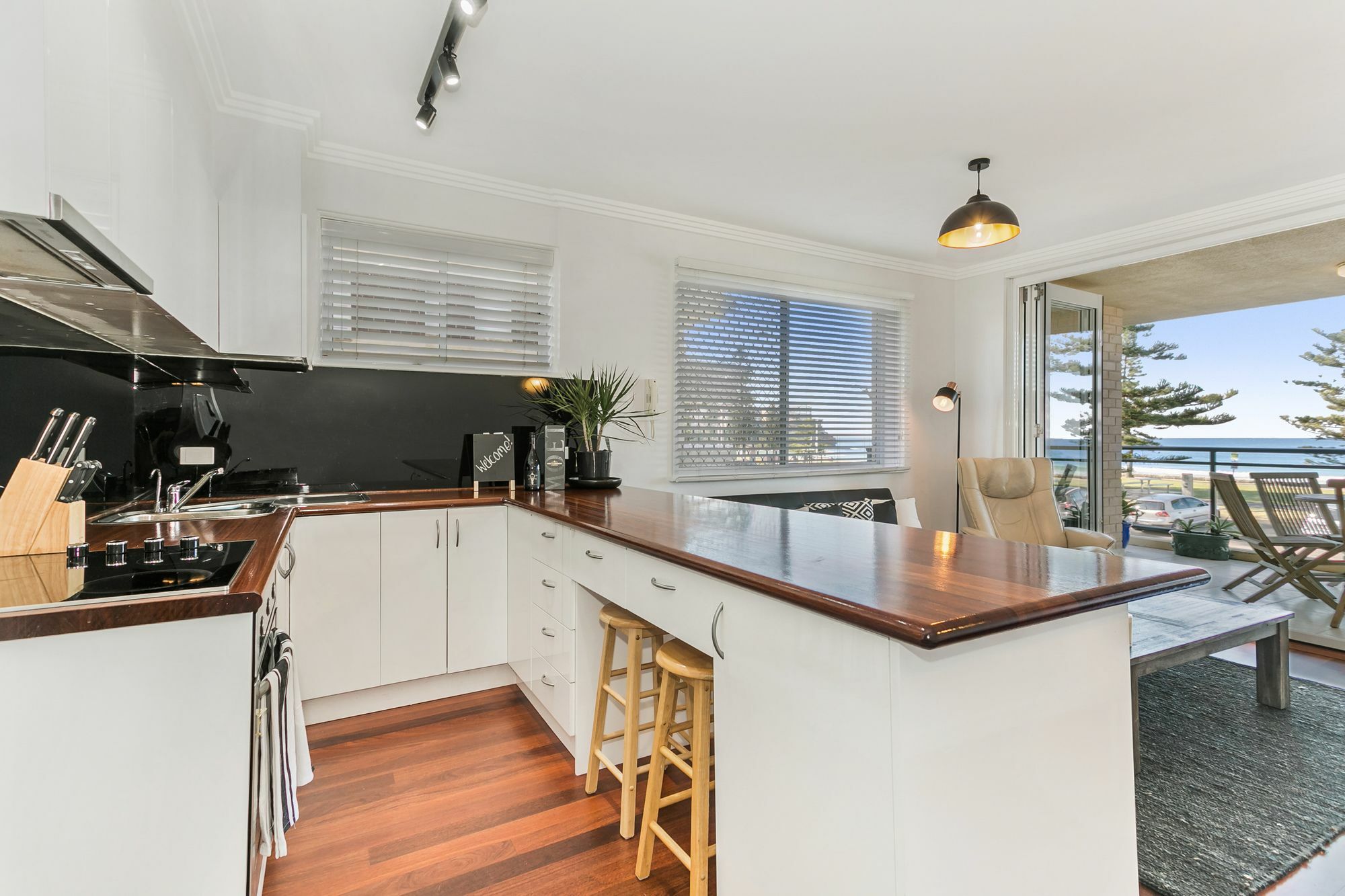 Beachfront On Golden Mile Sydney Bagian luar foto